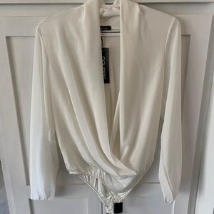 NWT Boohoo white bodysuit